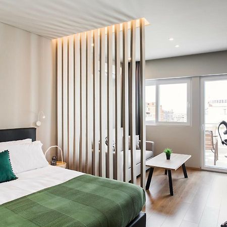 Wyz Attiki Aparthotel Афіни Екстер'єр фото