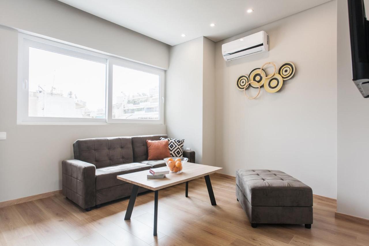 Wyz Attiki Aparthotel Афіни Екстер'єр фото